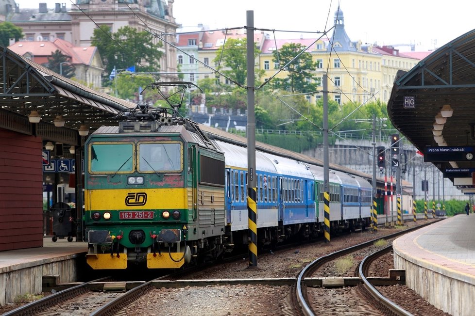 Jednou z variant přesunu sídla Českých drah je projekt Churchill Square u pražského Hlavního nádraží.