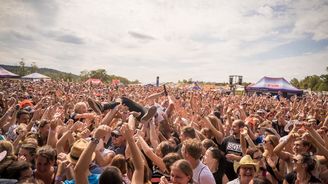 Pandemie dál drtí festivaly. Hrát se bude, ale v okleštěné podobě 