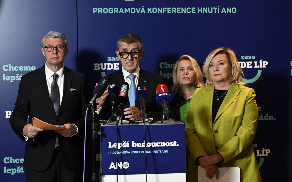 V čele kandidátky ANO pro eurovolby by měla být bývalá ministryně Dostálová