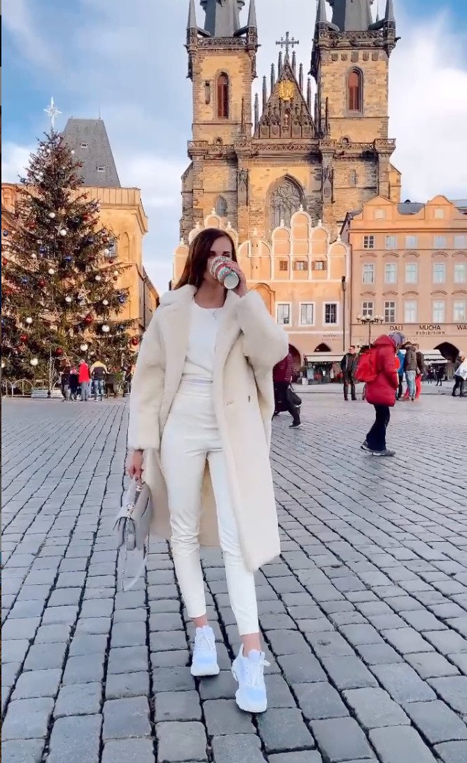 Česko-německá fashion and travel bloggerka a influencerka Barbora Ondráčková.