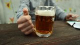 Půllitr na 70 korun! Experti řekli, jak s točeným pivem zamává vyšší DPH