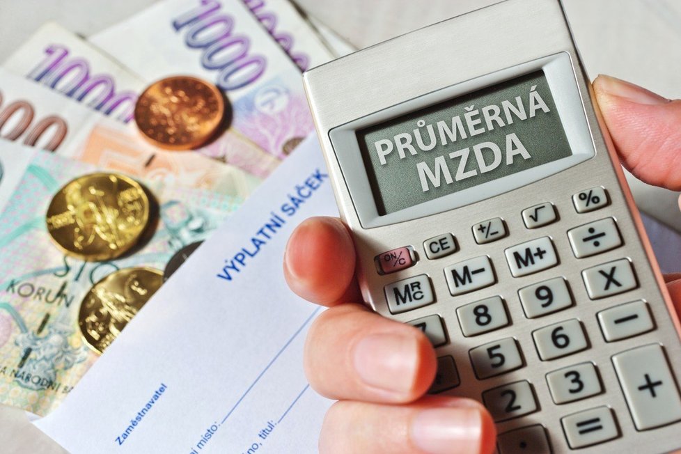 Průměrná mzda v Česku stoupla o 6 procent.