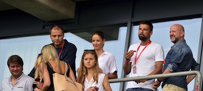 Tentokrát už jako diváci. V Edenu nechyběli bývalý útočníci reprezentace Vratislav Lokvenc a Milan Baroš.