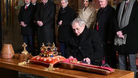 Odemčení komnaty s korunovačními klenoty, (16.01.2023).