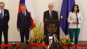 Pavel varuje: Musíme se připravit i na scénář, že v tom zůstaneme sami! Sešel se s Fialou a spol. na Hradě
