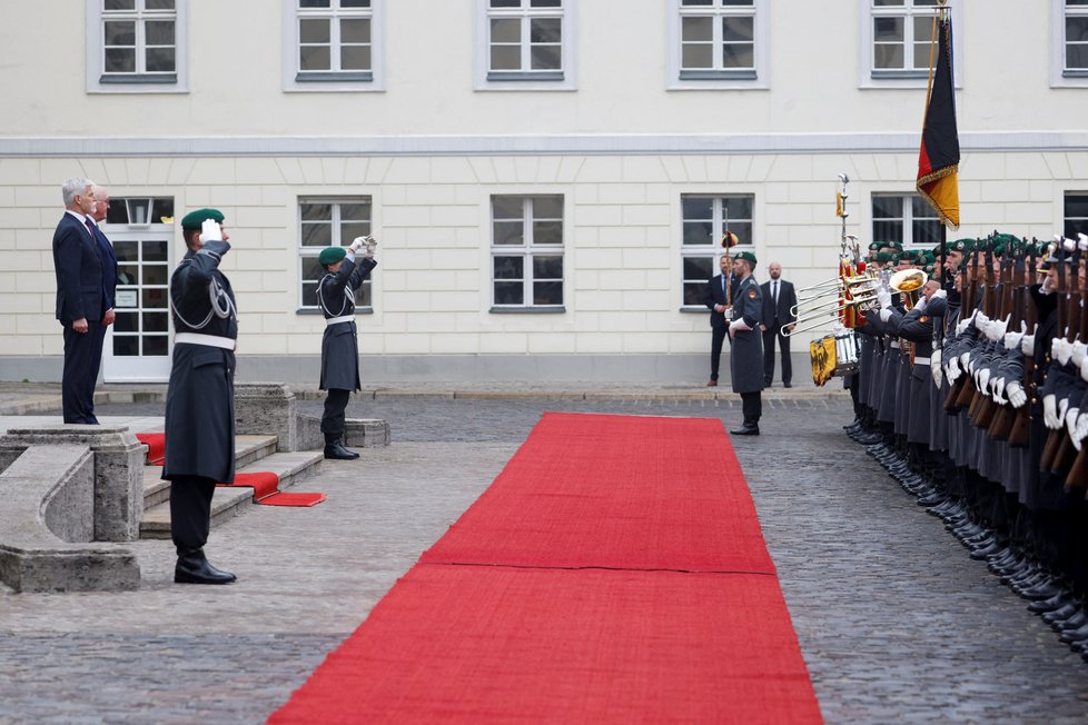 Český prezident Petr Pavel na návštěvě v Německu, na snímku s prezidentem Frankem-Walterem Steinmeierem