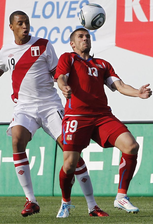 Čeští fotbalisté remizovali na úvod turnaje Kirin Cup s Peru 0:0. Čeští fotbalisté remizovali na úvod turnaje Kirin Cup s Peru 0:0.