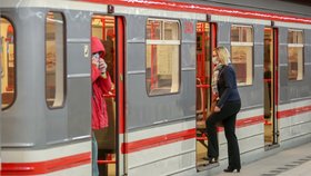 Změny v pražské MHD od června? Dopravní podnik má zkrátit intervaly metra, navýšit počet spojů