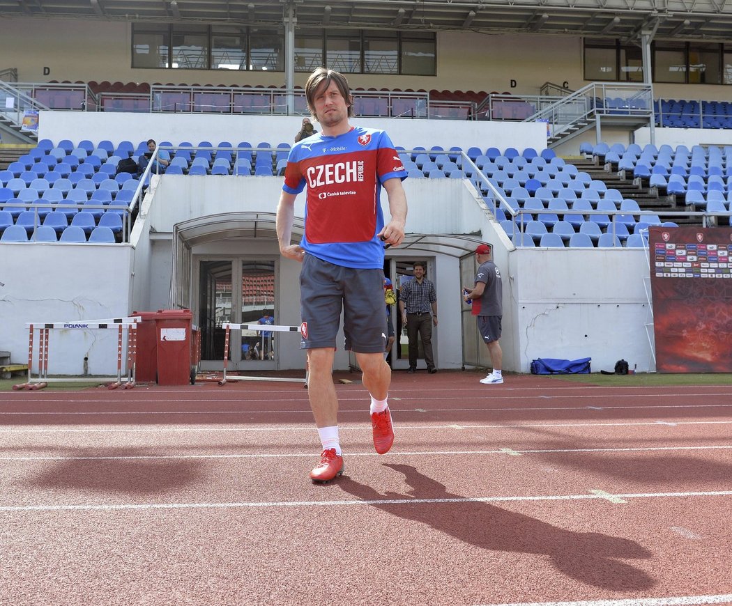 Záložník české reprezentace Tomáš Rosický se svěřil, že ho trápí situace v Arsenalu