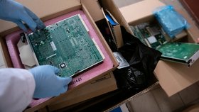 Drahé kovy vhodné pro recyklaci najdete třeba ve vysloužilé elektronice.