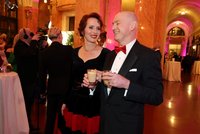 Překvapení na Česko-Slovenském plese: Saudková vyvedla tajemný doprovod!