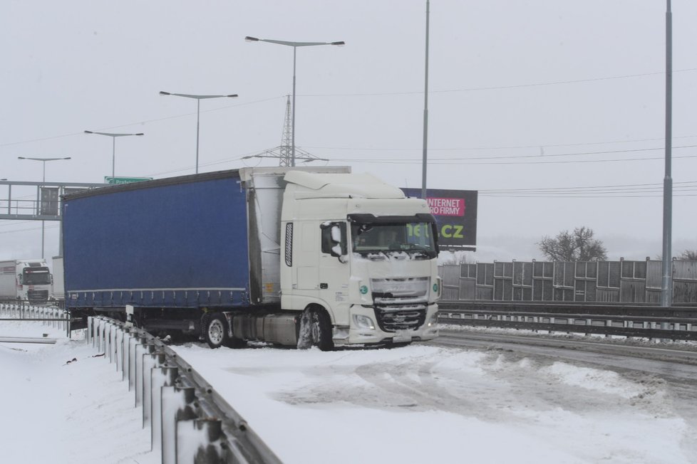 Na Česko se sype sníh (3.2.2019)