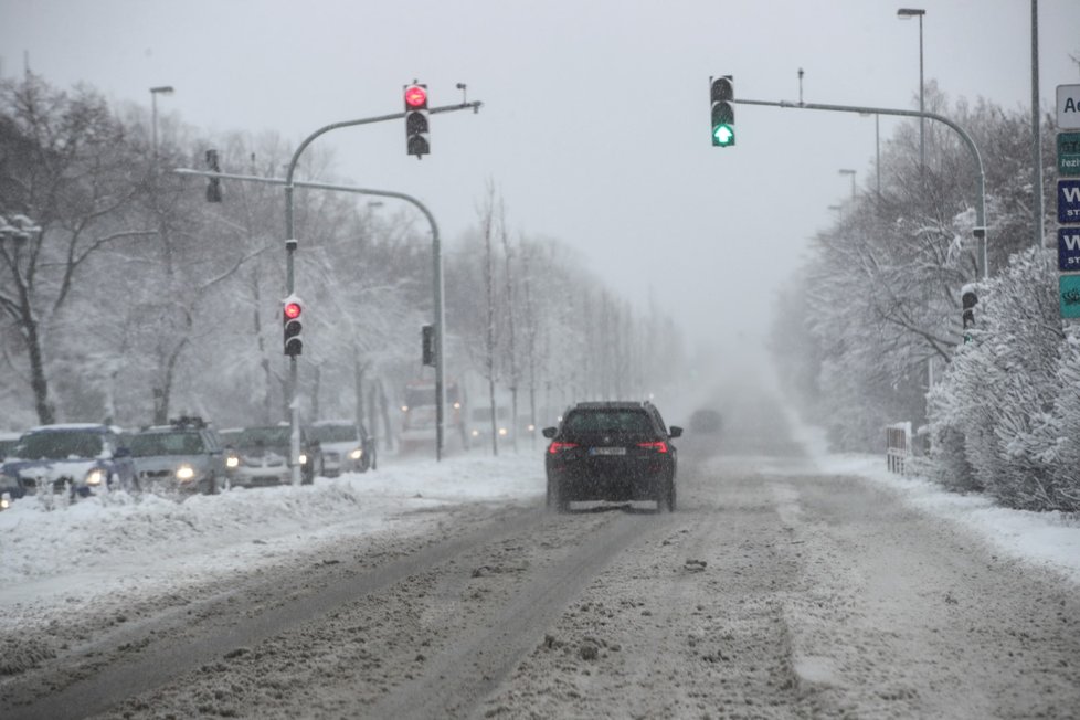 Na Česko se sype sníh (3.2.2019)