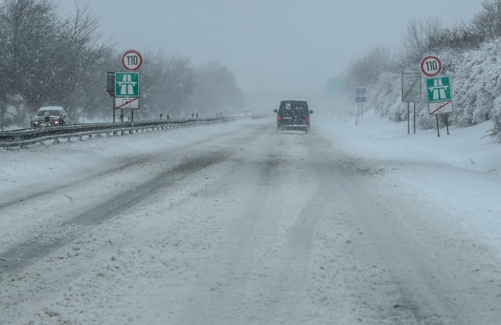 Na Česko se sype sníh (3.2.2019)