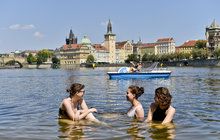 Česko zažije teplotní skok: Ve čtvrtek 38 °C, v pátek 23 °C