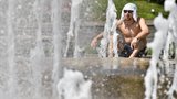 Středa přinese teplotní peklo: Bude až 37 °C a hrozí úpaly. Peče se celá Evropa