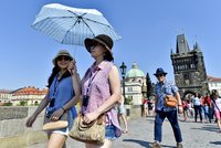 V Česku bylo až 37,6 °C. Horka nepoleví, střední Čechy trápí kvůli vedru i smog