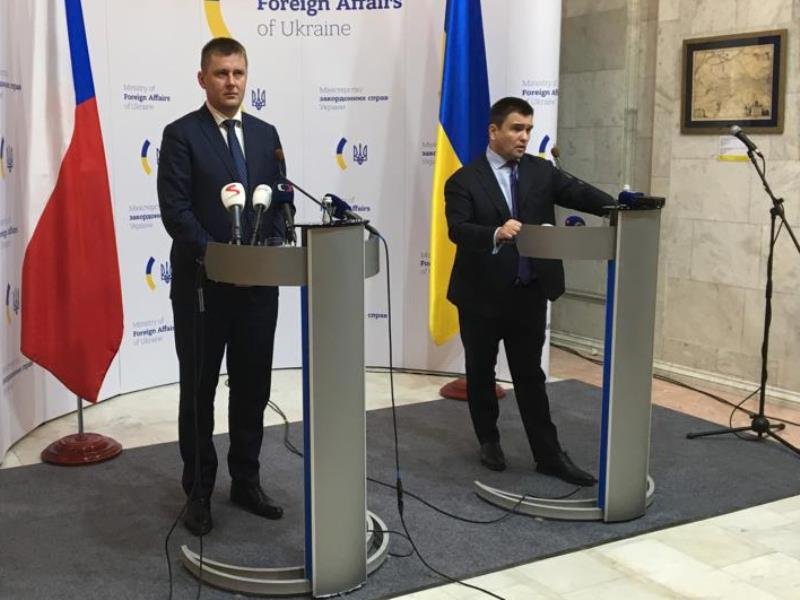 Šéfové české a ukrajinské diplomacie Tomáš Petříček a Pavlo Klimkin v Kyjevě. (28.1.2019)