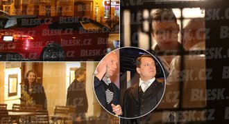 Babišův muž na narozeninovém mejdanu kmotra Bendy. A v teplickém hotelu slavil i Paroubek Babišův muž na narozeninovém mejdanu kmotra Bendy. A v teplickém hotelu slavil i Paroubek