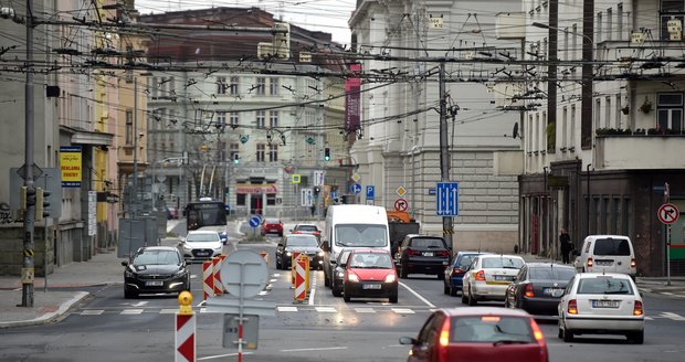 Českobratrská ulice v centru Ostravy slouží od 1. listopadu, po několikaměsíční modernizaci, opět motoristům.