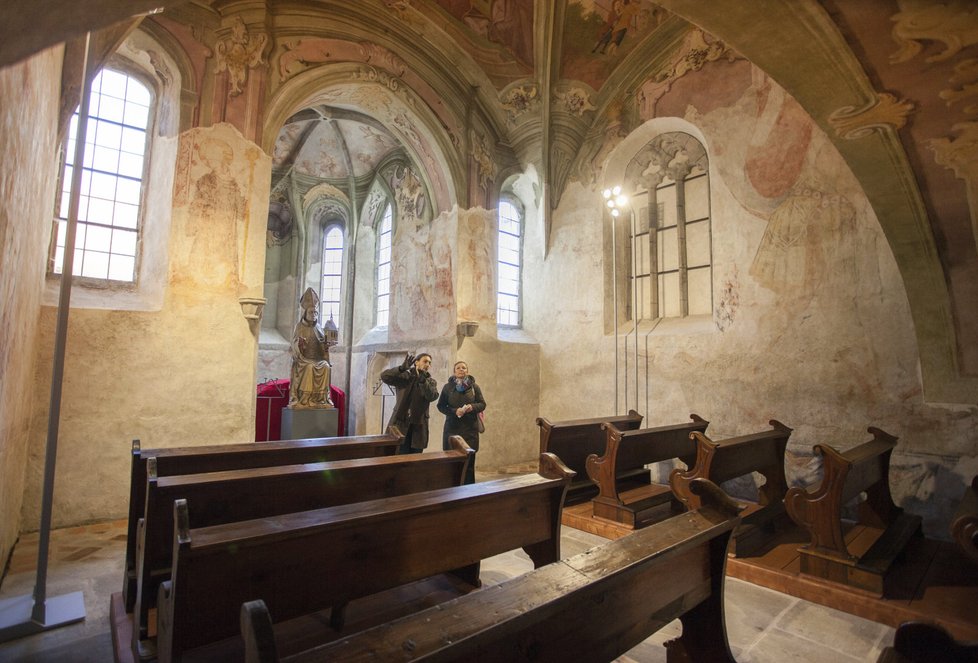 V Českém Krumlově se 28. listopadu pro veřejnost otevřel opravený komplex klášterů minoritů a svaté Kláry z poloviny 14. století.