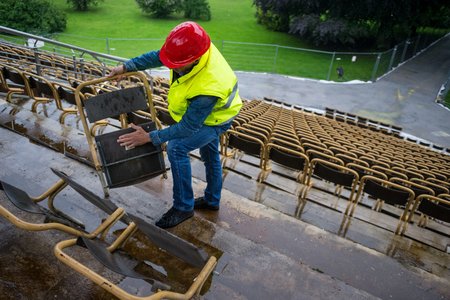 Jihočeské divadlo zahájilo 10. června 2020 rekonstrukci otáčivého hlediště v Českém Krumlově.
