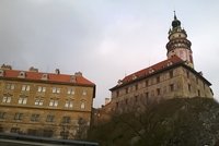Jižní Čechy jsou krajem hradů, zámků, kostelů a kaplí. Někde prý i straší
