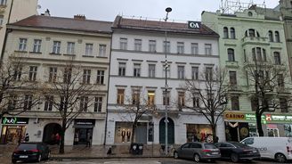 Významná koupě budovy na Václavském náměstí. Vznikne zde luxusní hotel Významná koupě budovy na Václavském náměstí. Vznikne zde luxusní hotel