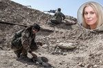 Na frontě, kde syrské milice bojují s ISIS: Česká fotografka Lenka Klicperová se dostala i do přestřelky.