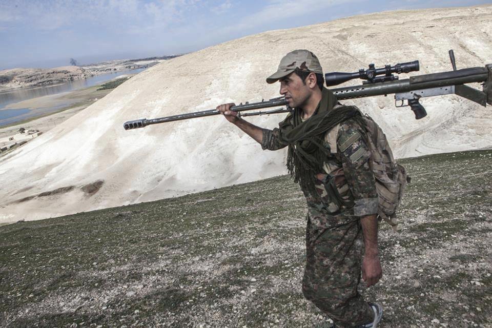 Na frontě, kde syrské milice bojovaly s ISIS