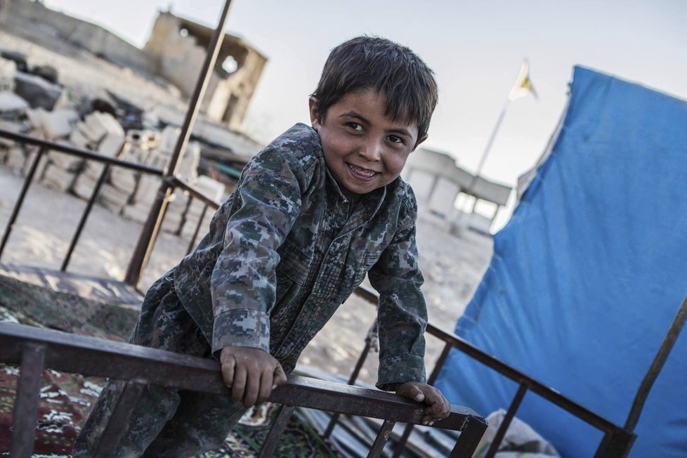 Češky navštívily i zničené syrské Kobani