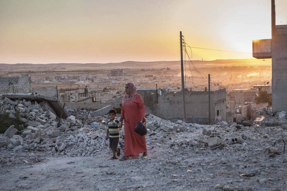Češky několikrát navštívily i zničené syrské Kobání. A rozhodly se pomoci zdejším dětem.