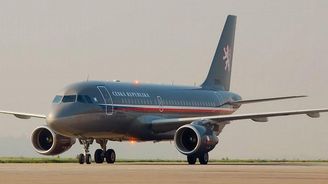 Vládní airbus má opět poruchu, česká delegace musí linkou Ázerbájdžánských aerolinií Vládní airbus má opět poruchu, česká delegace musí linkou Ázerbájdžánských aerolinií