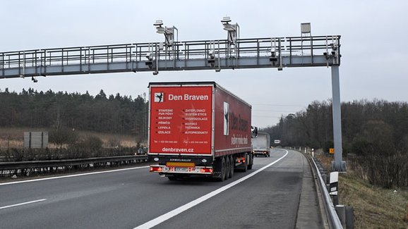 Na mýtném se v pololetí meziročně vybralo o 12 % více