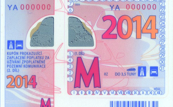 Dálniční známky pro příští rok nezdraží, roční stojí 1500 korun