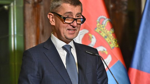 Babiš: Ťok nezvládl komunikaci, o D1 se bude jednat