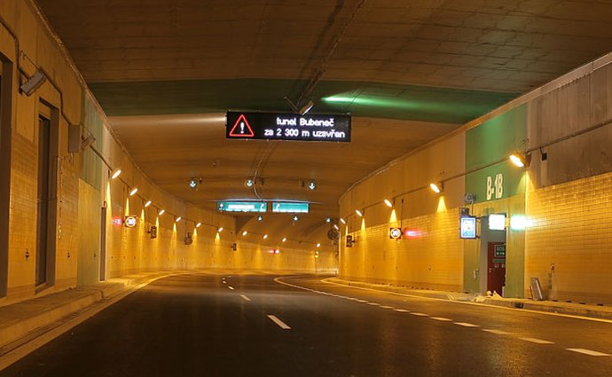 Praha chce po otevření tunelu Blanka omezit provoz na obou březích Vltavy