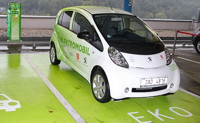 Brno chystá projekt sdílení aut na elektřinu