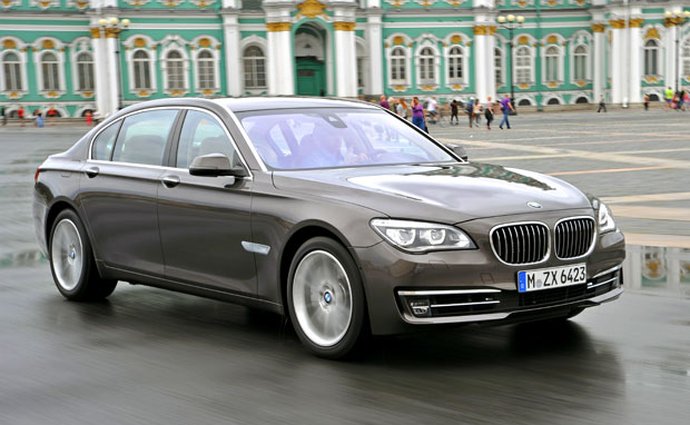 Český trh v září 2012: Nejprodávanější luxusní automobily