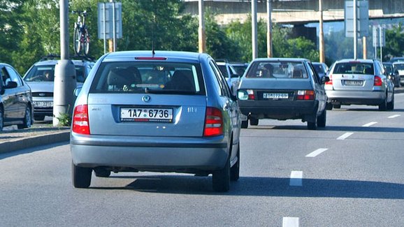 Množství sdílených aut i spolujízd v Česku přibývá