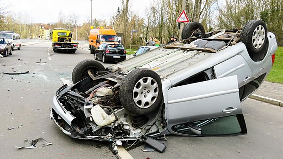 Pojišťovny zdražují povinné ručení, hlavně rizikovým řidičům