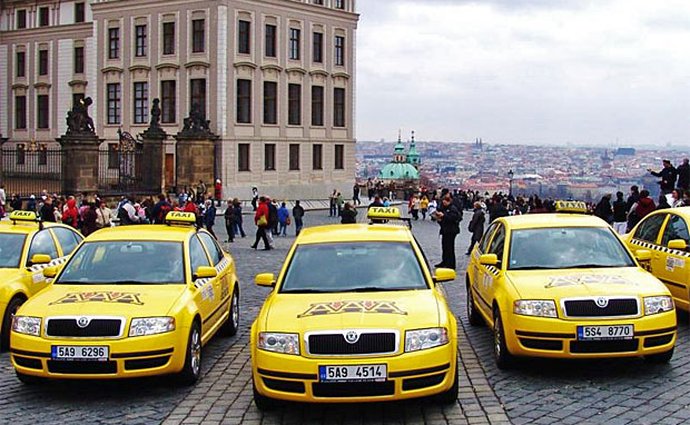 Student Agency bude provozovat taxi v Praze