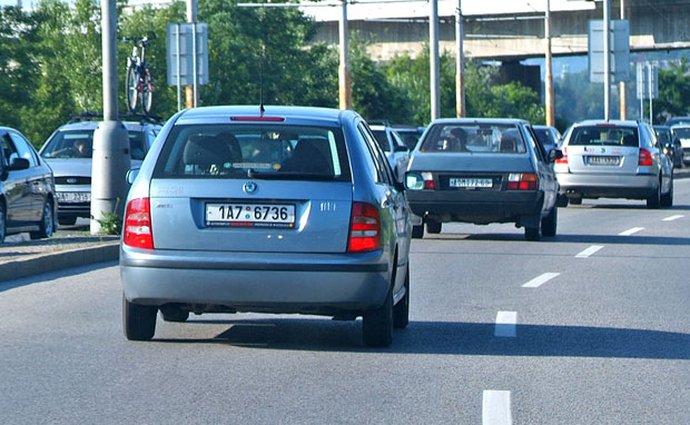 Množství sdílených aut i spolujízd v Česku přibývá