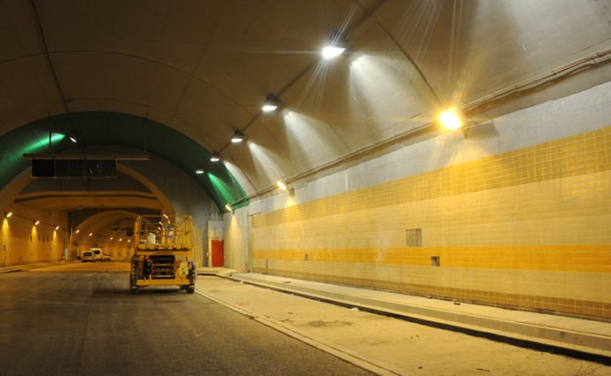 Tunel Blanka se už zase staví, provoz bude spuštěn v září