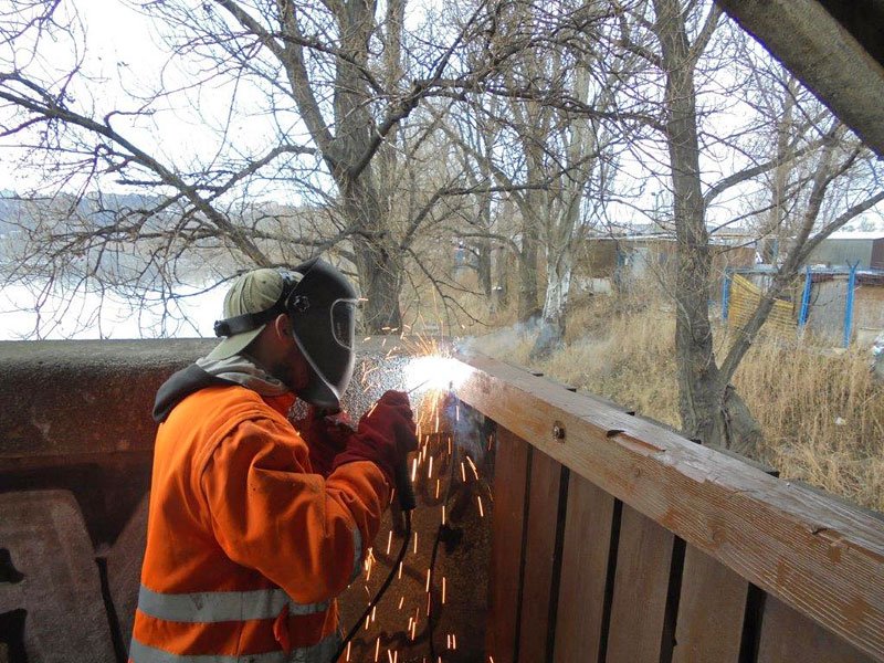 Oprava zavřeného Libeňského mostu začíná