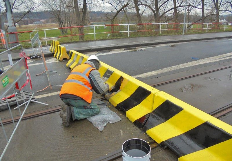 Oprava zavřeného Libeňského mostu začíná