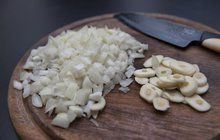 Zdraví ze sámošky: Léčivé recepty z cibule a česneku!