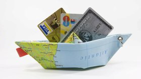 Cestovní pojištění k platební kartě: Bude vám na dovolenou stačit?