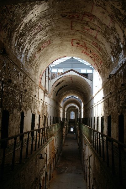 Opuštěná věznice Eastern State Penitentiary v Pensylvánii