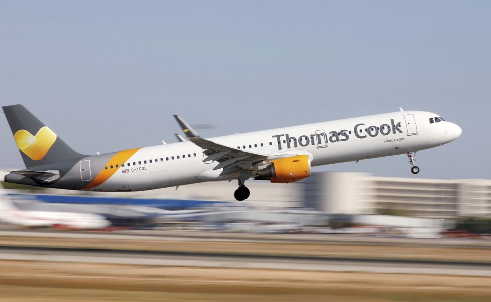 Globální cestovní kancelář Thomas Cook zažívá vážné finanční potíže.